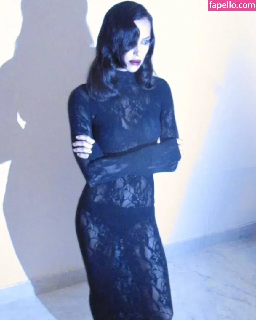 Irina Shayk Onlyfans Photo Gallery 