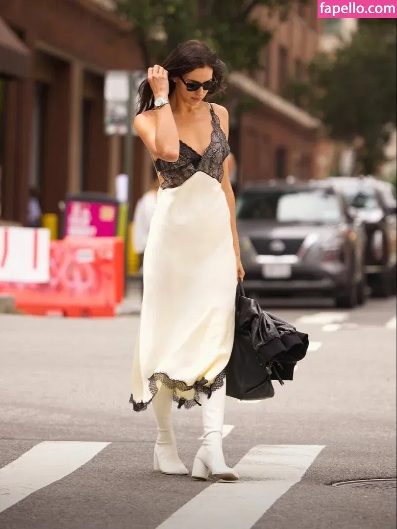 Irina Shayk Onlyfans Photo Gallery 