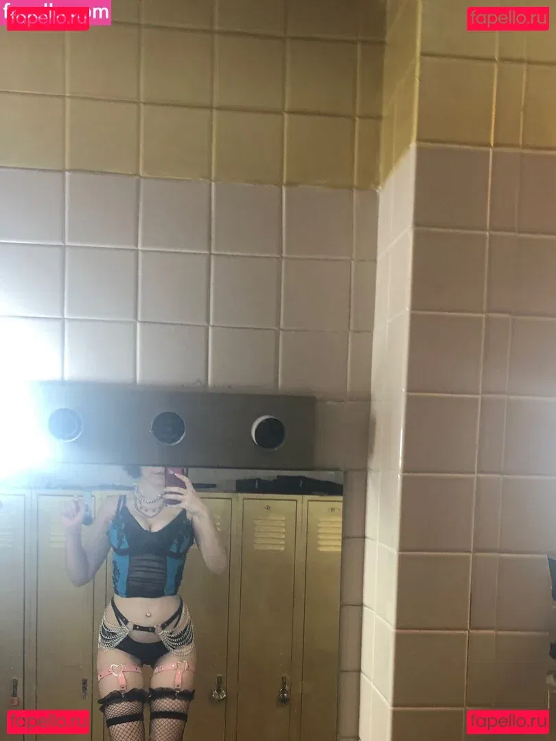 leez_____ Onlyfans Photo Gallery 