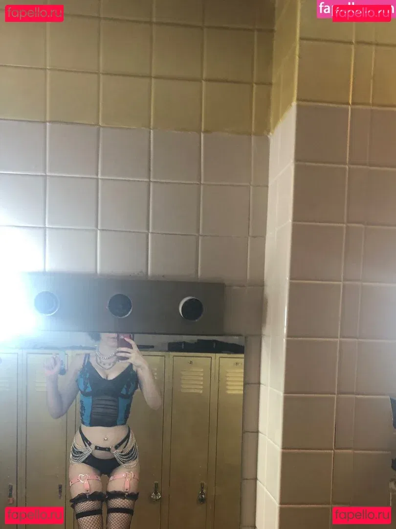 leez_____ Onlyfans Photo Gallery 