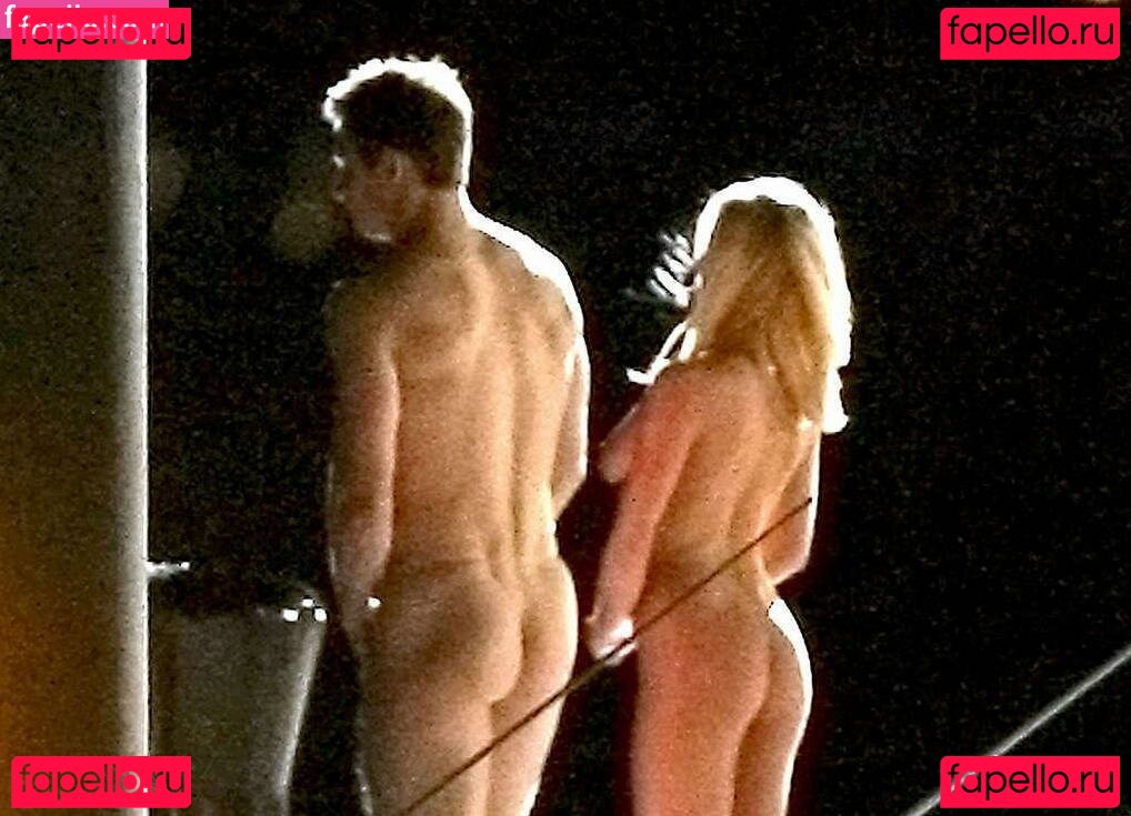 Anna Faris / annafaris Onlyfans Photo Gallery 