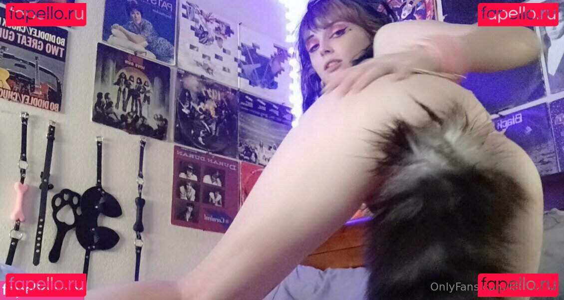 kittvixsin / whatisthemaximumcapacityonthis Onlyfans Photo Gallery 