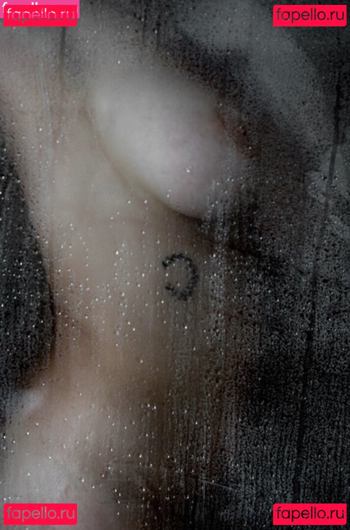 Lindolinaaa / seliovaaa Onlyfans Photo Gallery 