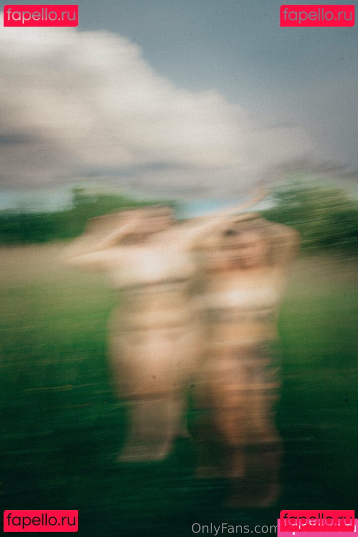 Lindolinaaa / seliovaaa Onlyfans Photo Gallery 