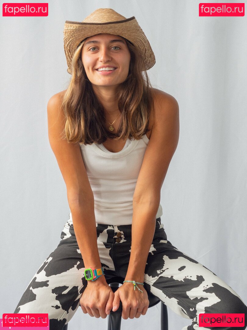 Avery Cyrus / averycyrus Onlyfans Photo Gallery 