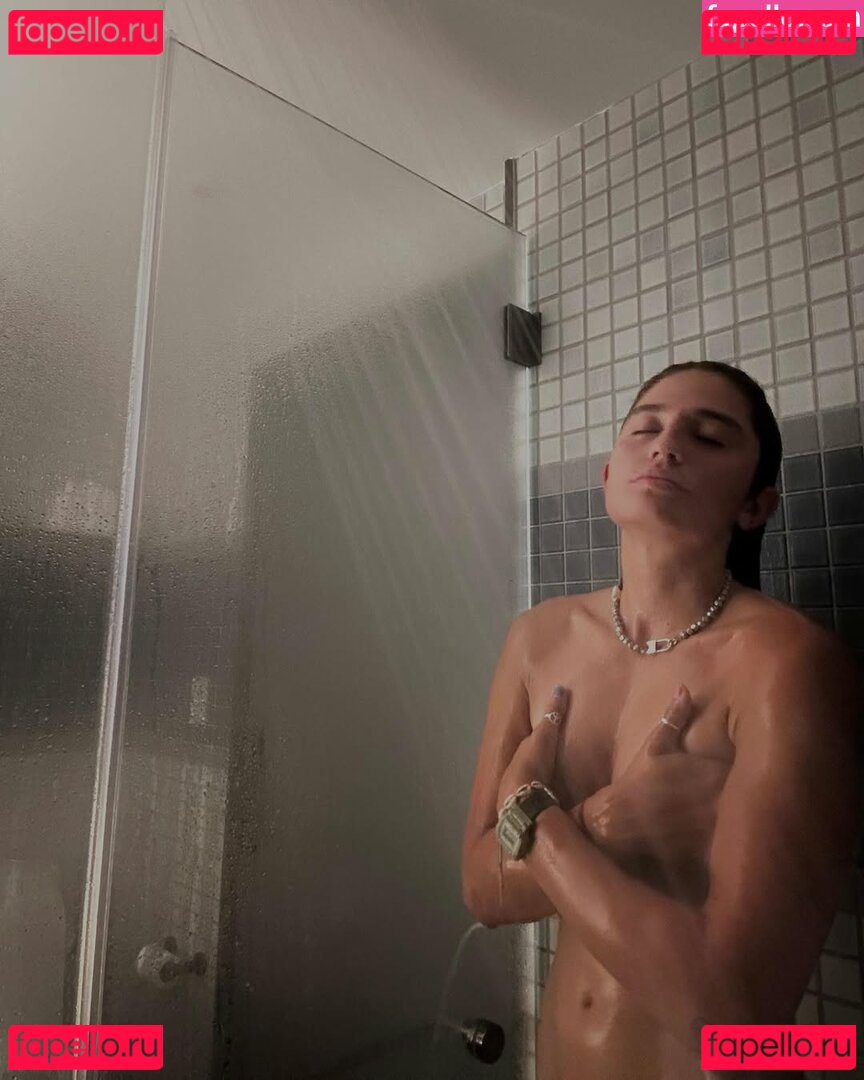 Avery Cyrus / averycyrus Onlyfans Photo Gallery 