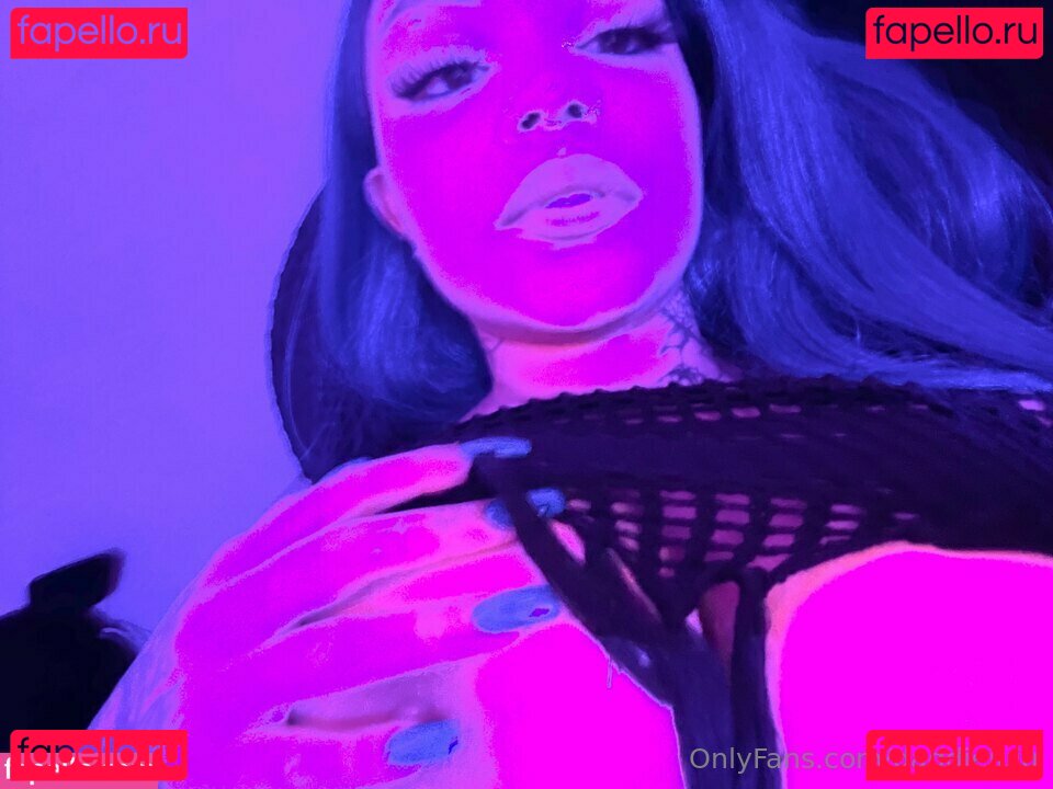 Daddiejuju / Earth2julisa Onlyfans Photo Gallery 