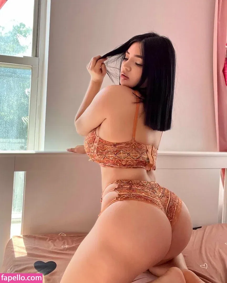 anast_ass Onlyfans Photo Gallery 