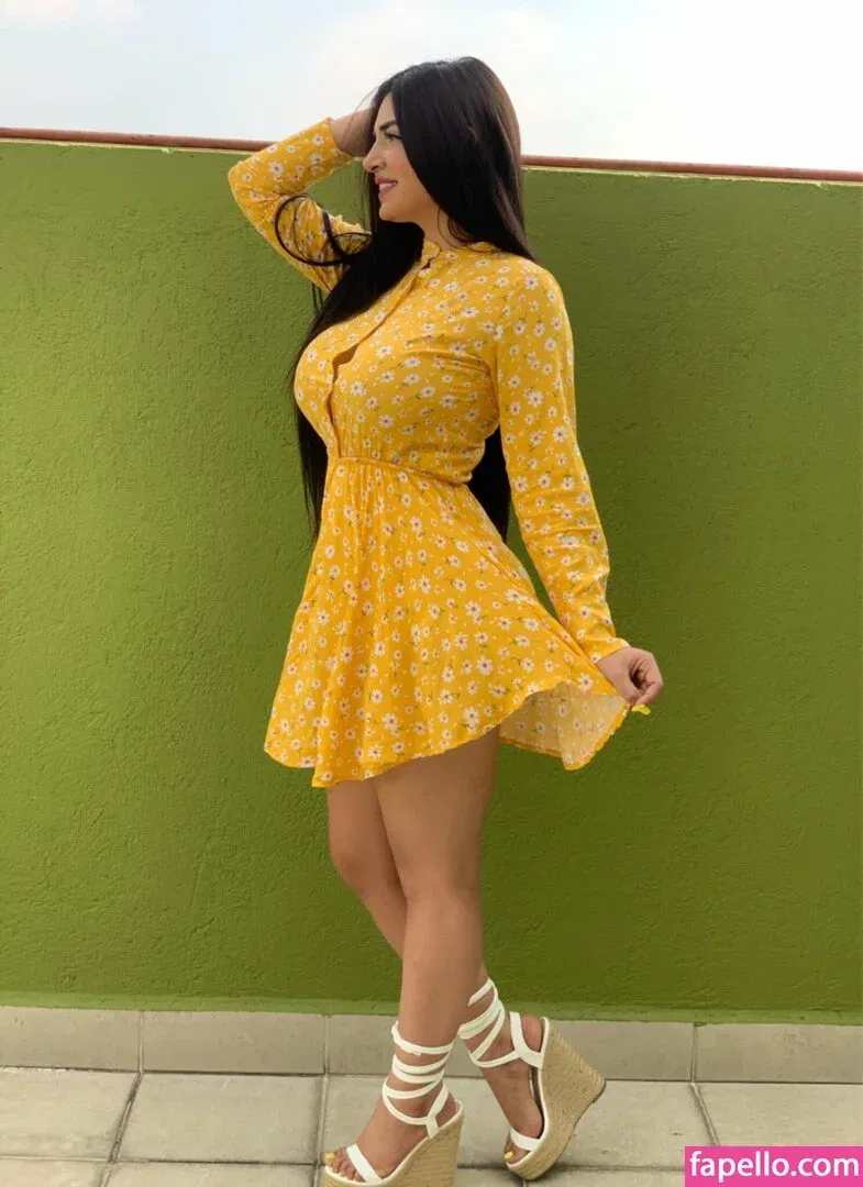 anast_ass Onlyfans Photo Gallery 