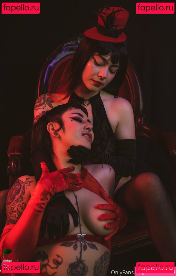 synthia_valentine / synthiatheslut Onlyfans Photo Gallery 