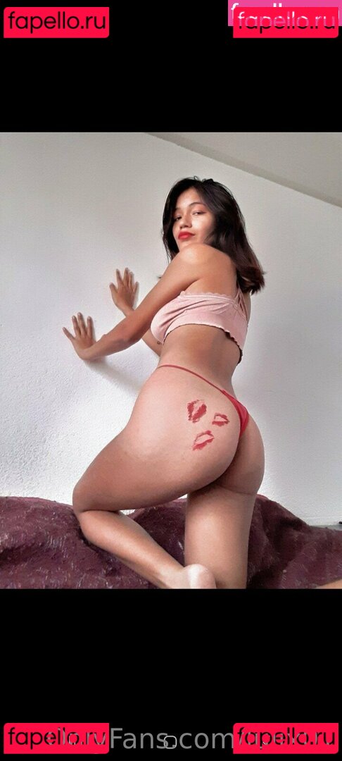lulix01 / lulixxkkk Onlyfans Photo Gallery 
