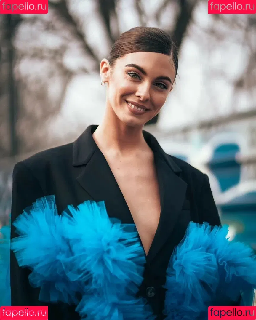 Carmella Rose Onlyfans Photo Gallery 