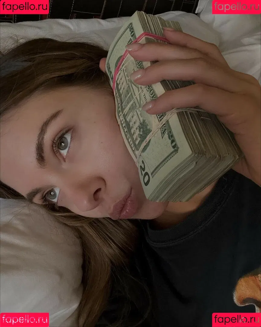 Carmella Rose Onlyfans Photo Gallery 