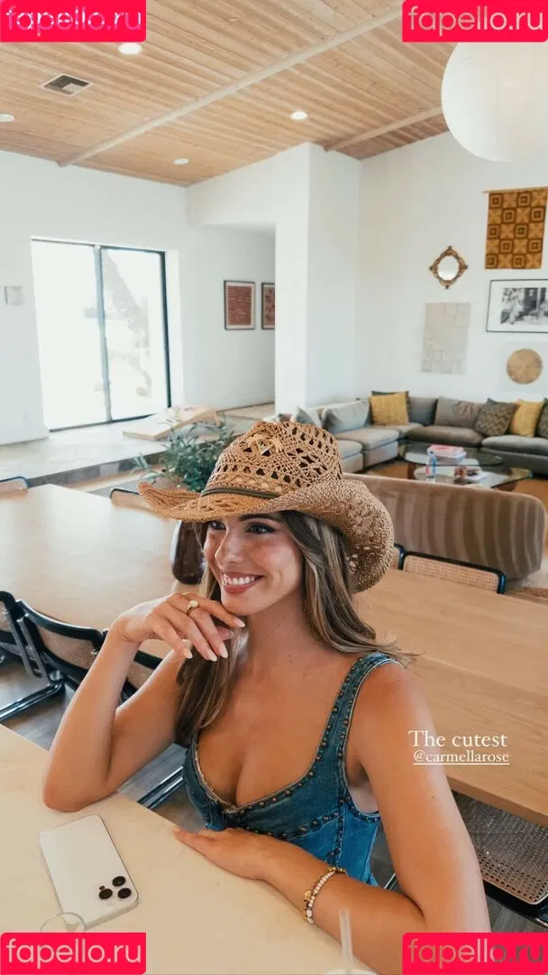 Carmella Rose Onlyfans Photo Gallery 