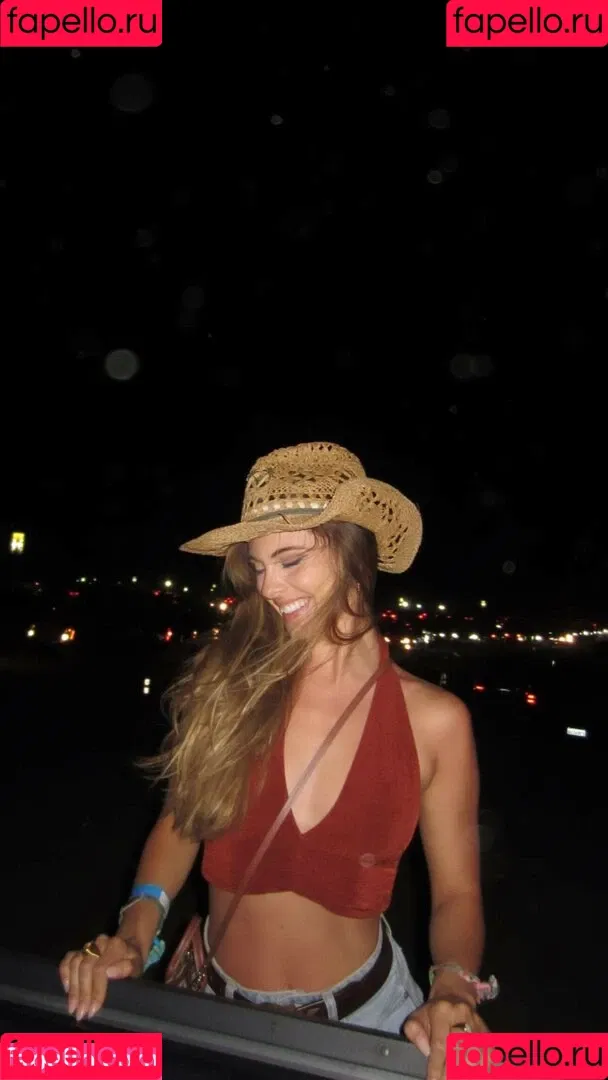 Carmella Rose Onlyfans Photo Gallery 