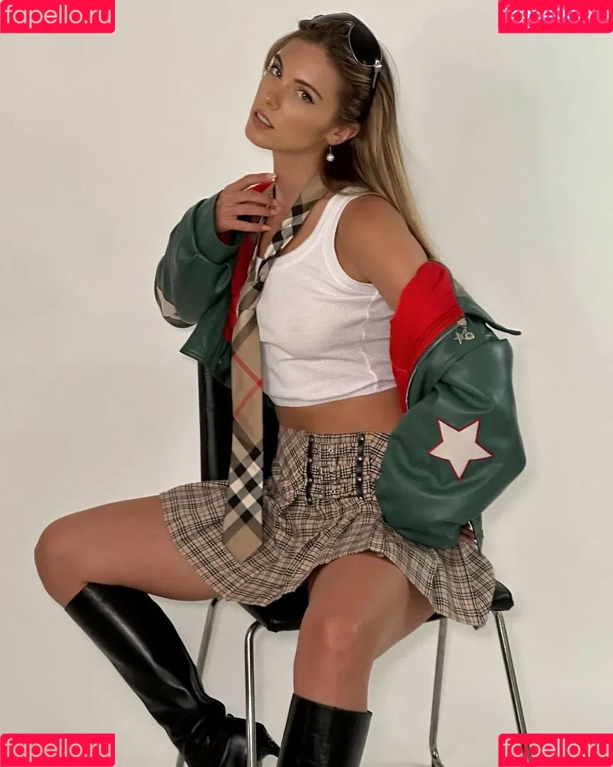 Carmella Rose Onlyfans Photo Gallery 