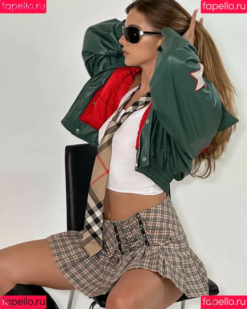 Carmella Rose Onlyfans Photo Gallery 