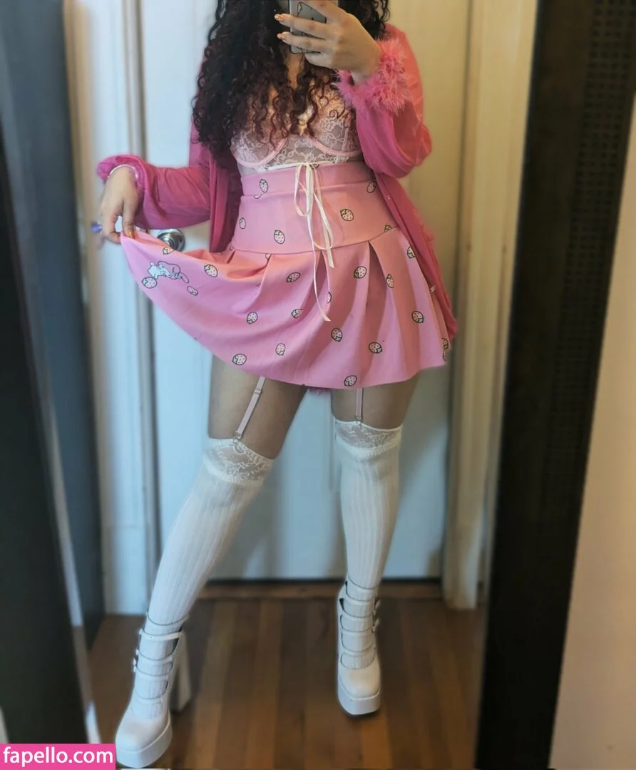 Carmella Rose Onlyfans Photo Gallery 