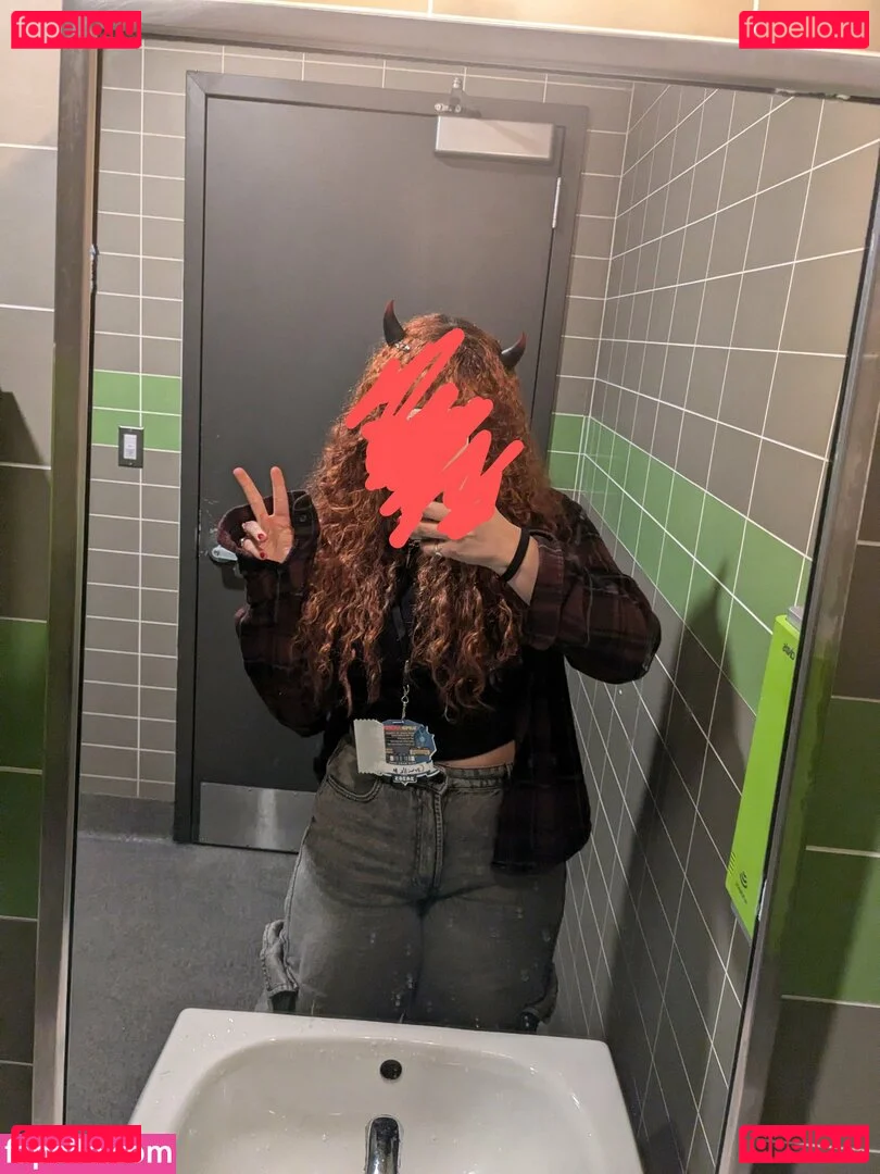 Carmella Rose Onlyfans Photo Gallery 