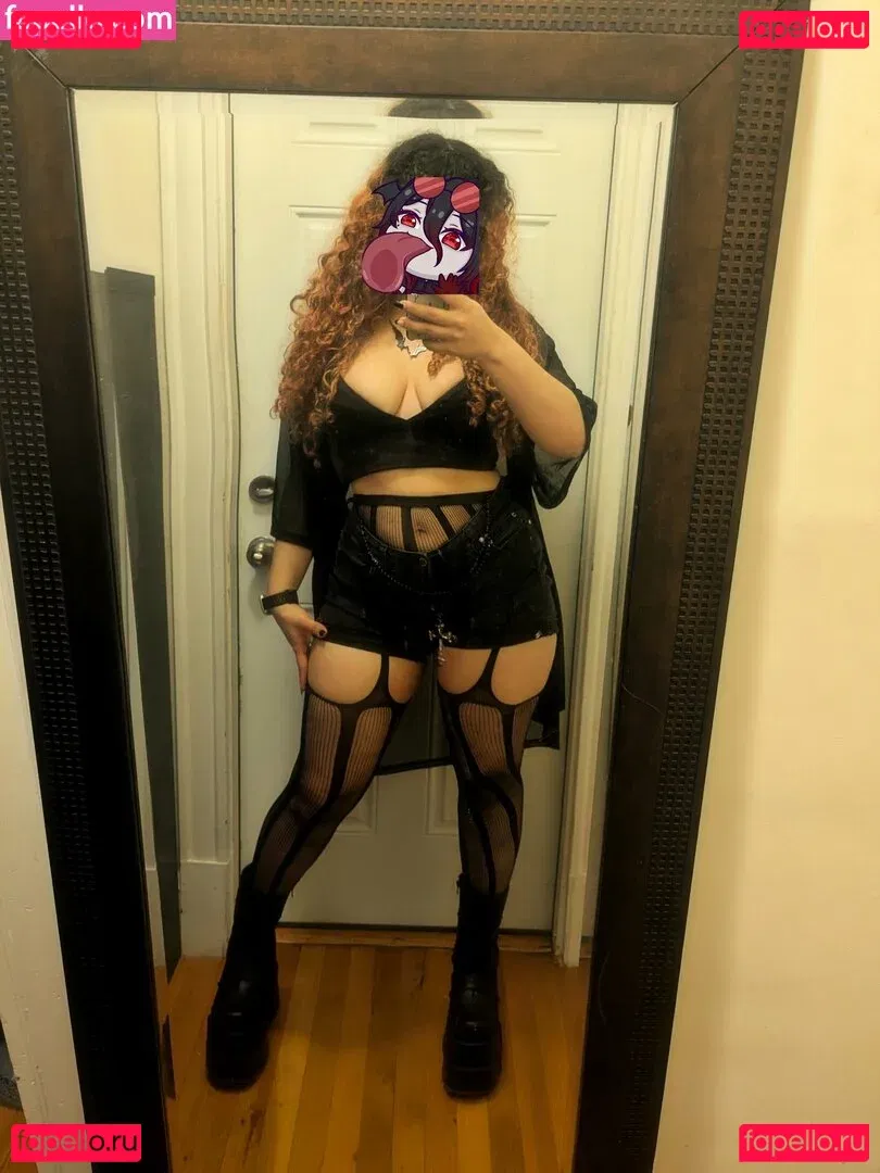 Carmella Rose Onlyfans Photo Gallery 