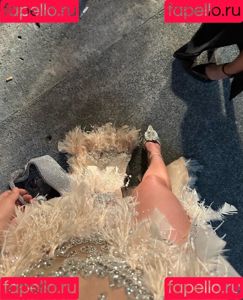 Carmella Rose Onlyfans Photo Gallery 