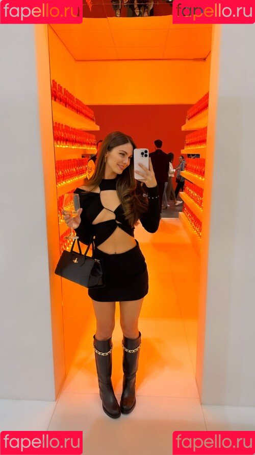 Carmella Rose Onlyfans Photo Gallery 