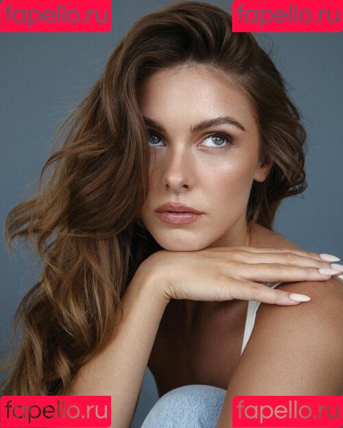 Carmella Rose Onlyfans Photo Gallery 