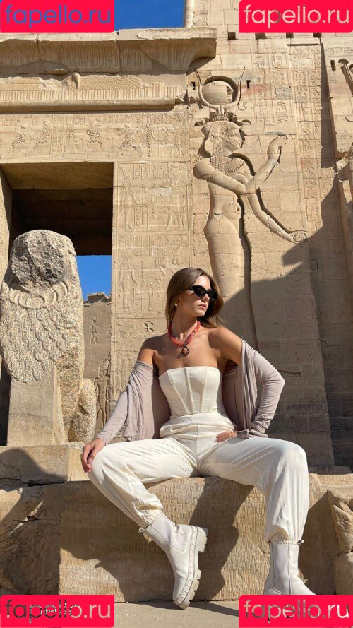 Carmella Rose Onlyfans Photo Gallery 