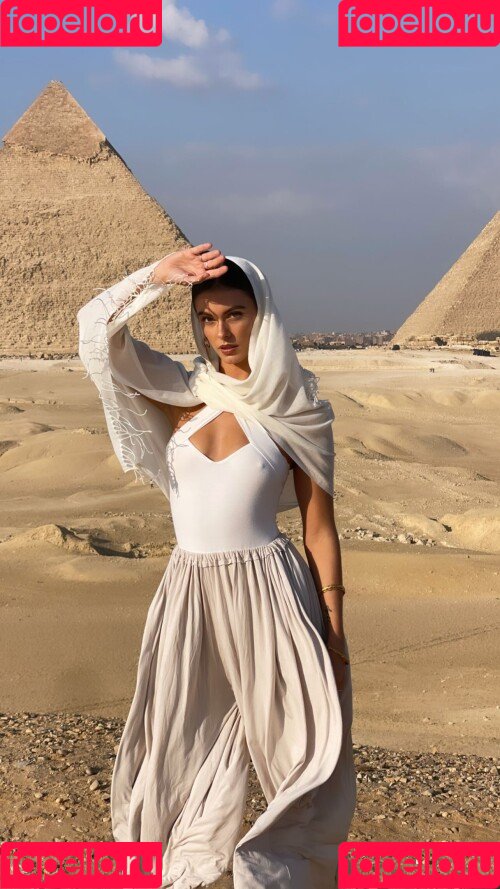 Carmella Rose Onlyfans Photo Gallery 