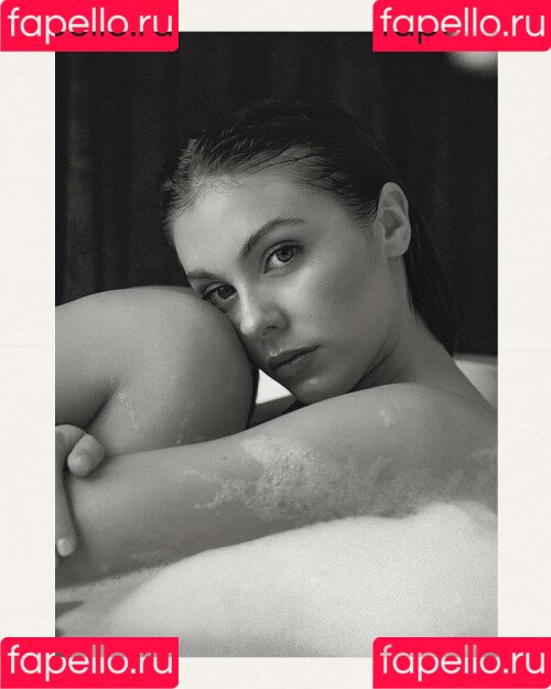 Carmella Rose Onlyfans Photo Gallery 