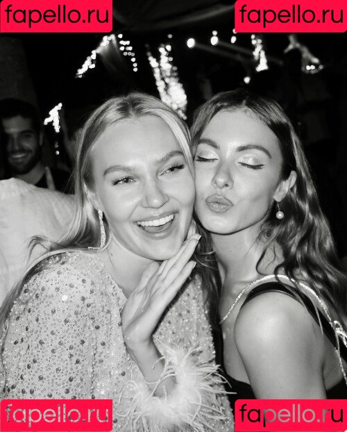 Carmella Rose Onlyfans Photo Gallery 