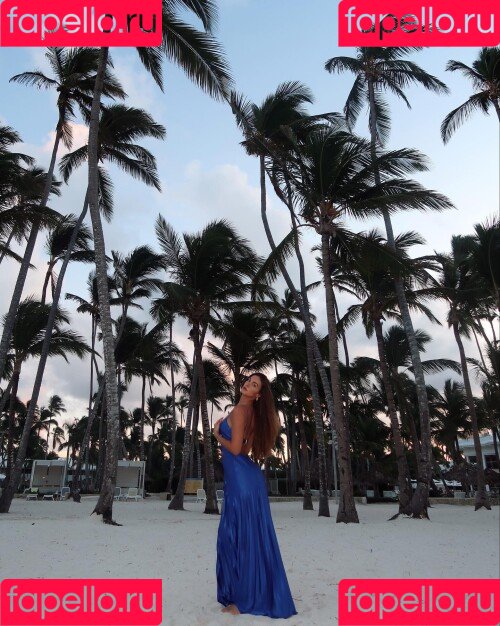 Carmella Rose Onlyfans Photo Gallery 