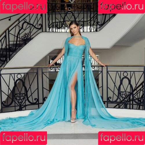 Carmella Rose Onlyfans Photo Gallery 