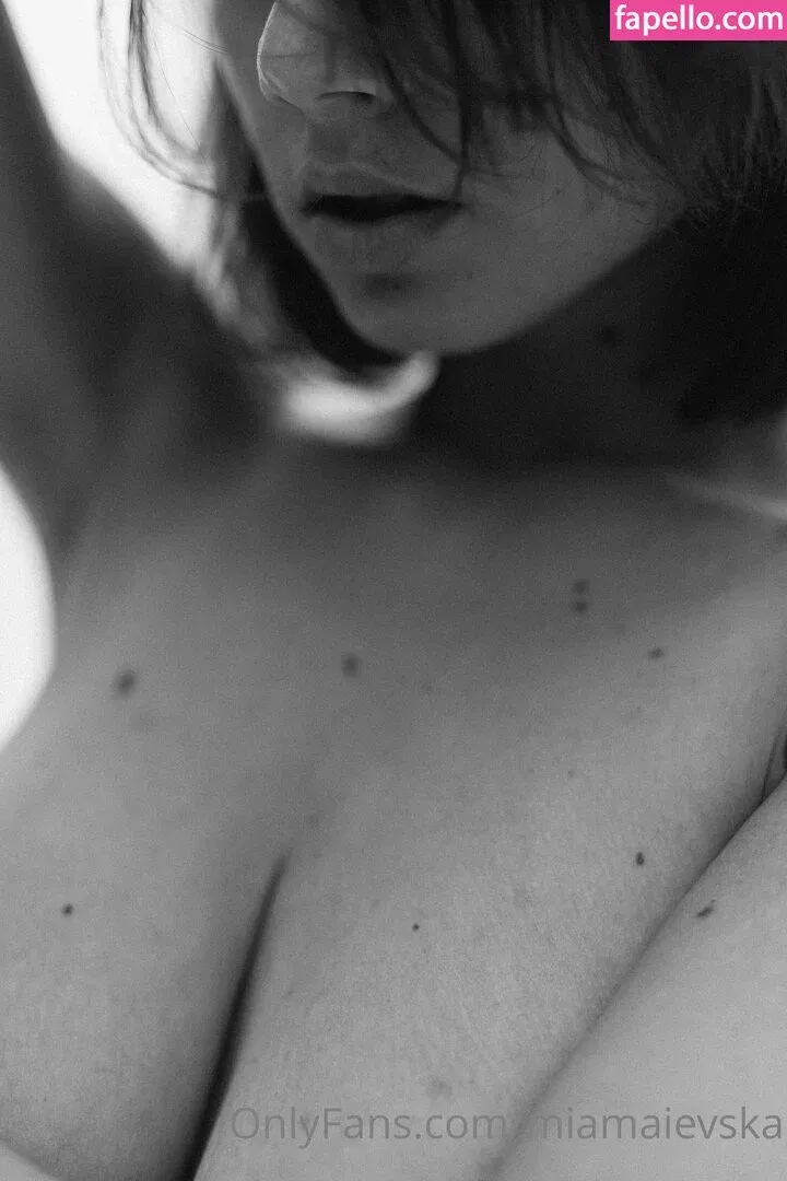 Meenfox Onlyfans Photo Gallery 