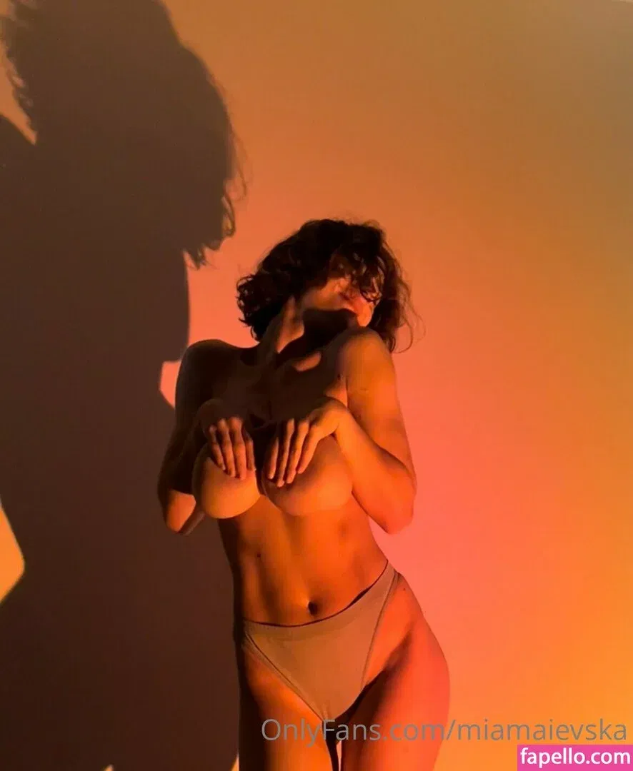 Meenfox Onlyfans Photo Gallery 