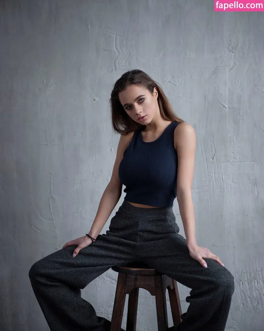 Meenfox Onlyfans Photo Gallery 