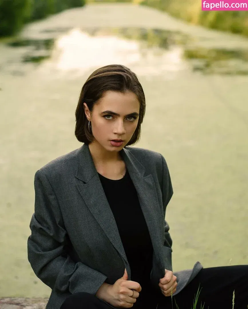 Meenfox Onlyfans Photo Gallery 