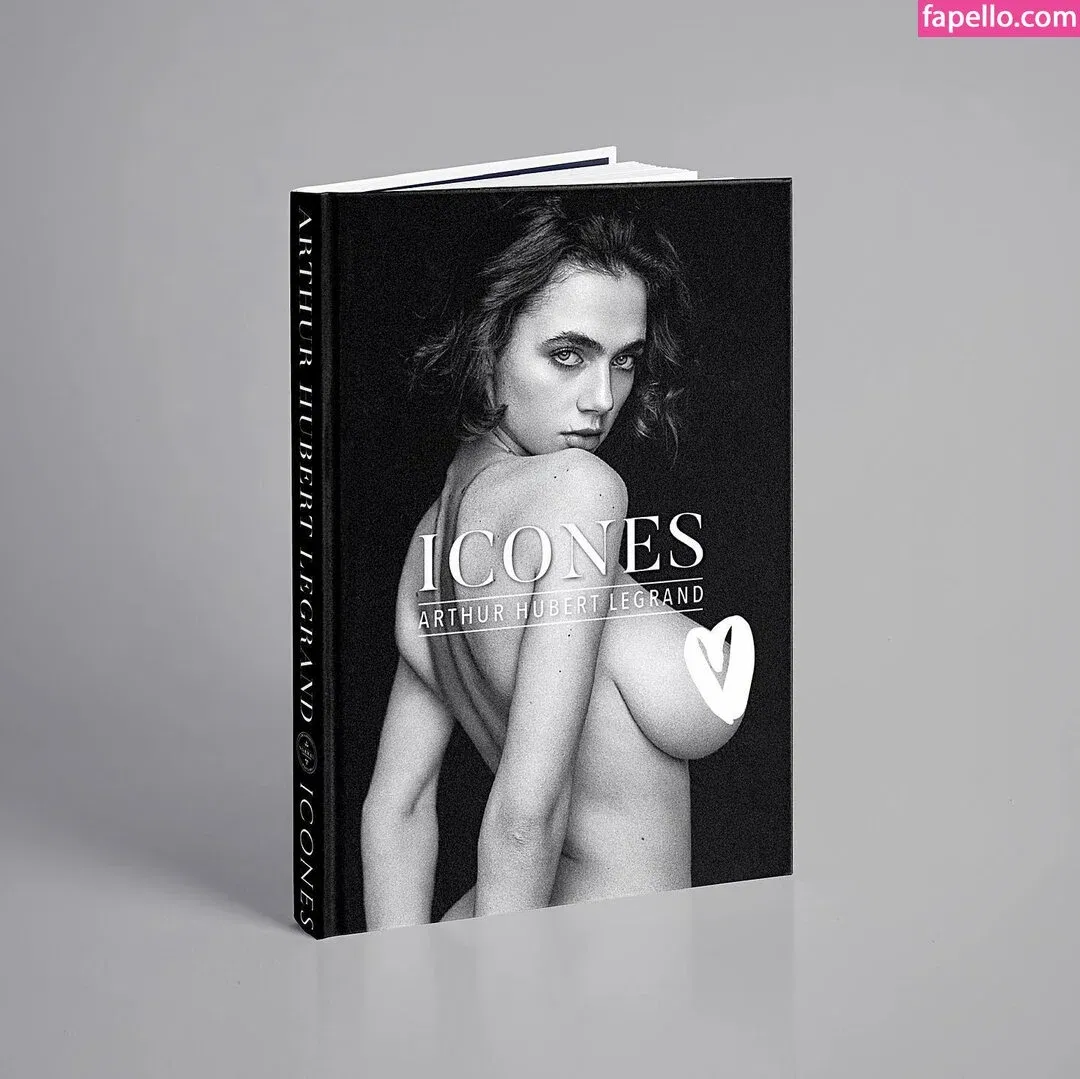 Meenfox Onlyfans Photo Gallery 