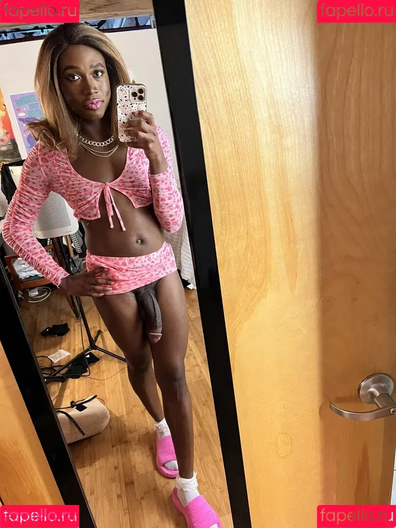 Itsvaleriemay Onlyfans Photo Gallery 