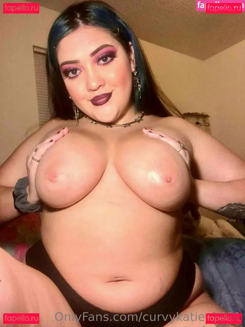 curvykatie_1991 Onlyfans Photo Gallery 