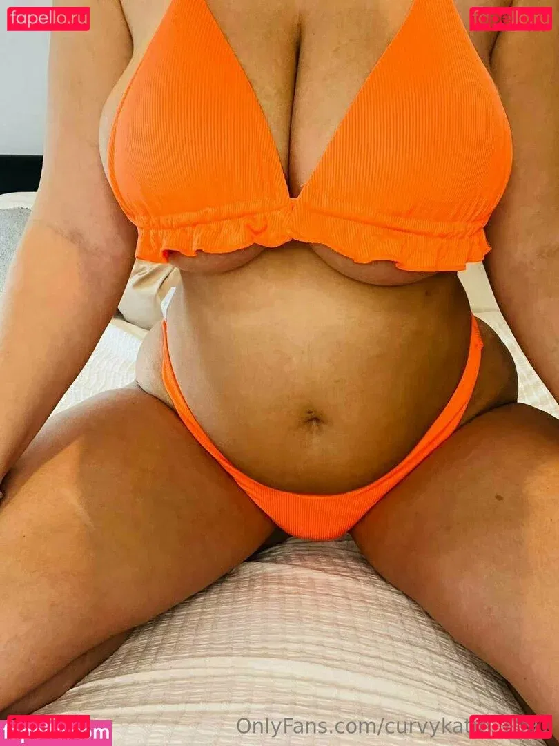 curvykatie_1991 Onlyfans Photo Gallery 