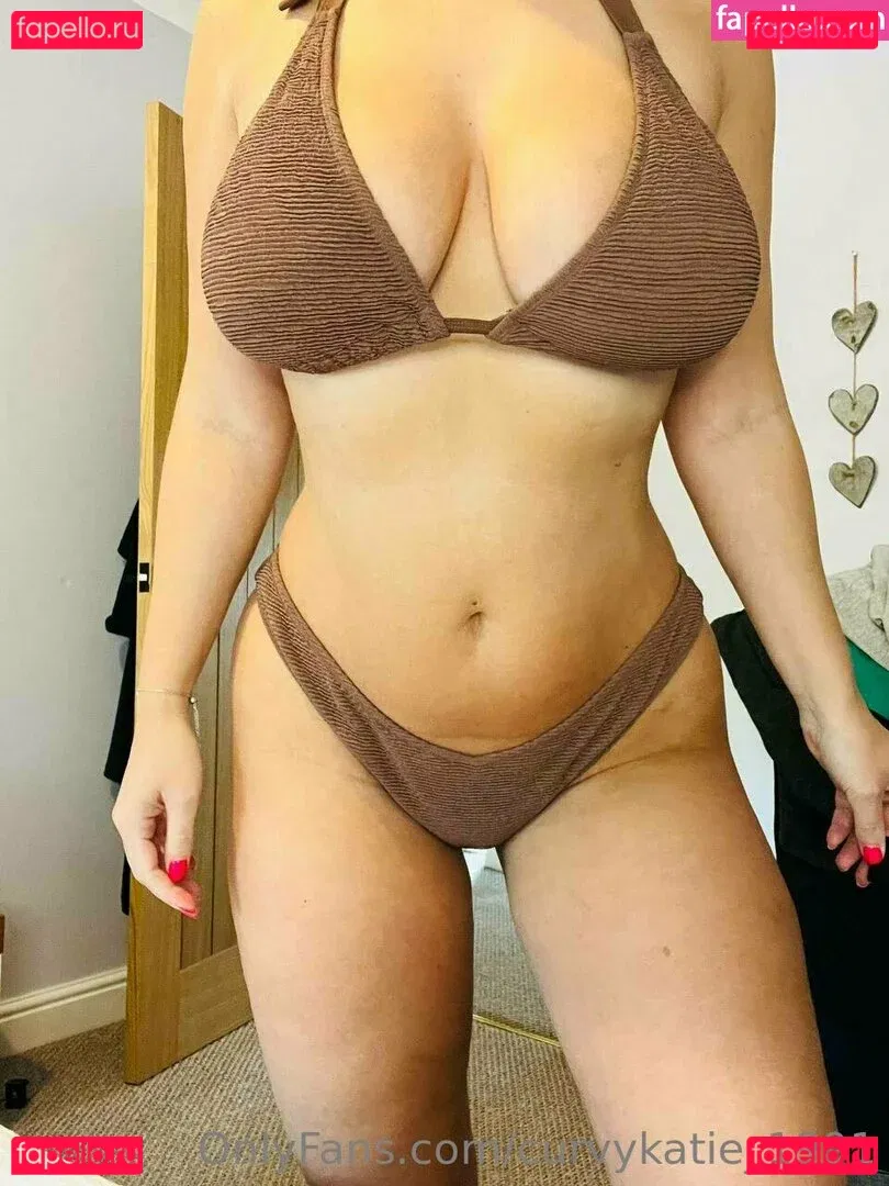 curvykatie_1991 Onlyfans Photo Gallery 