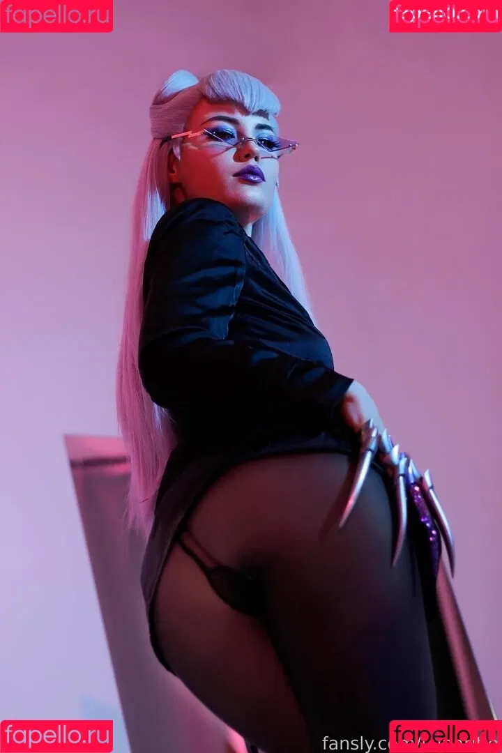 Lunaritie Onlyfans Photo Gallery 