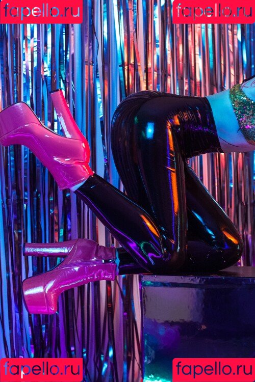 Lunaritie Onlyfans Photo Gallery 