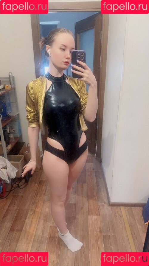 Lunaritie Onlyfans Photo Gallery 