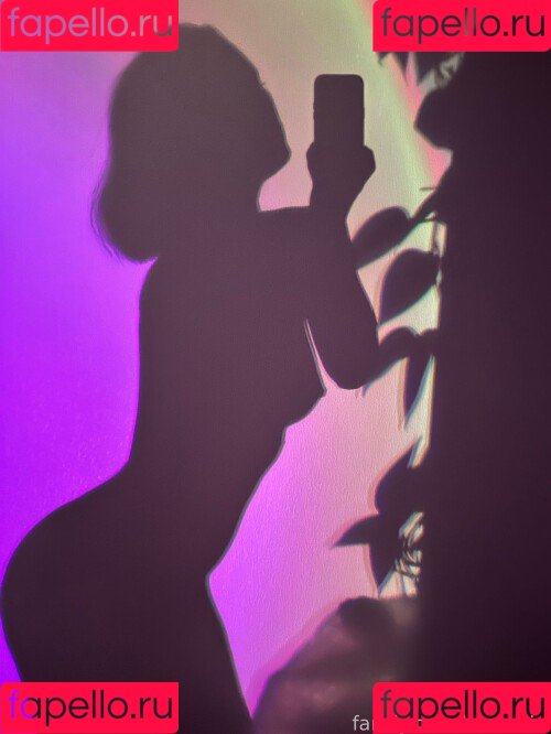 Lunaritie Onlyfans Photo Gallery 