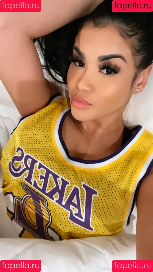sheismichaela Onlyfans Photo Gallery 