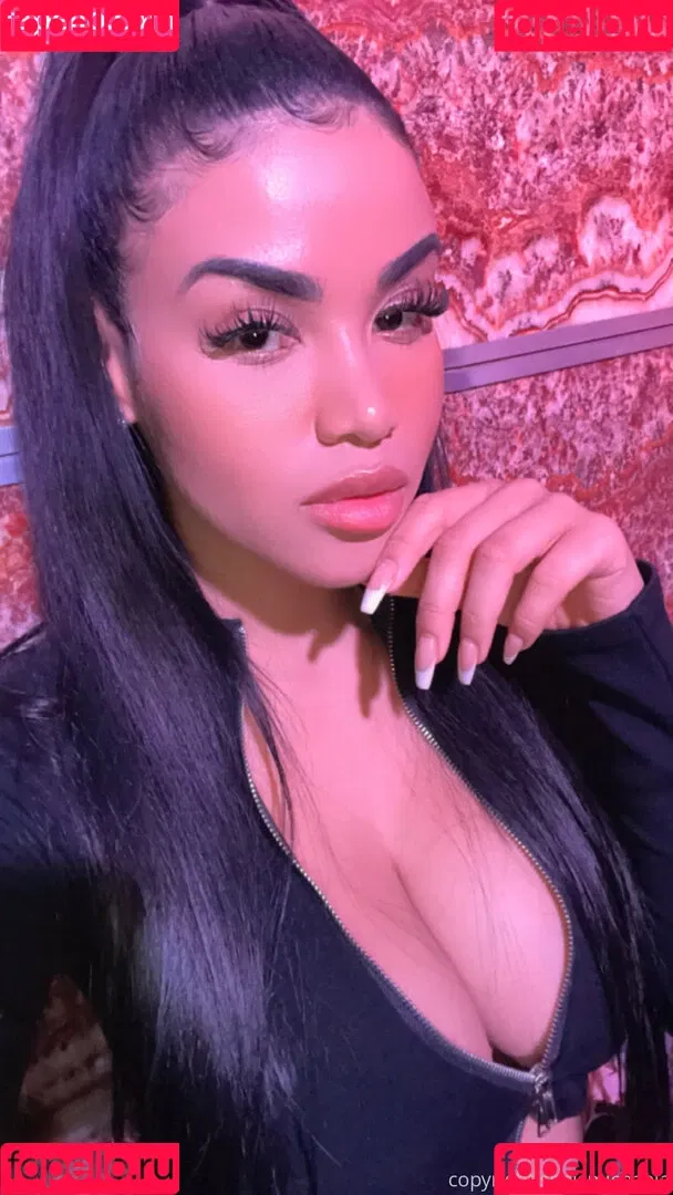 sheismichaela Onlyfans Photo Gallery 