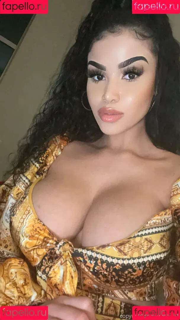 sheismichaela Onlyfans Photo Gallery 
