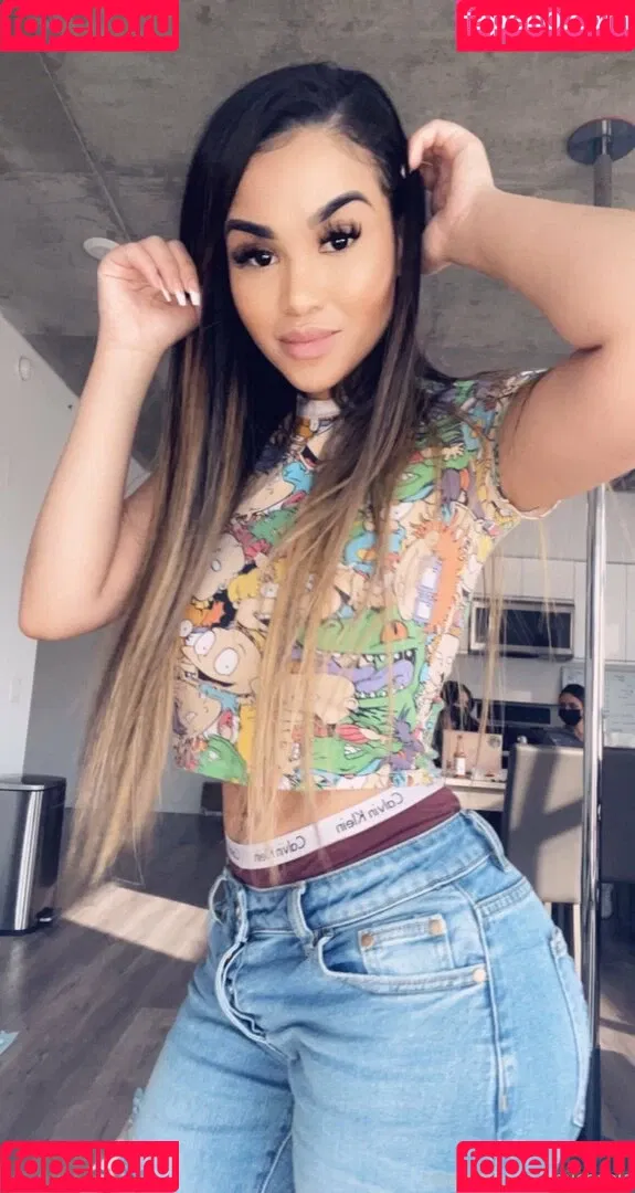 sheismichaela Onlyfans Photo Gallery 